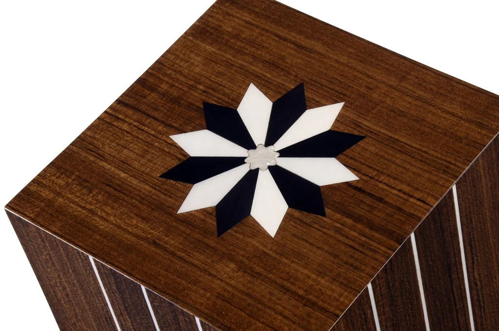 urna stella teak dettaglio